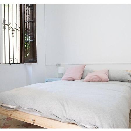 Habitacion Con Bano Privado 1 Cama De Matrimonio バレンシア エクステリア 写真