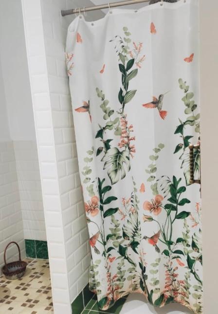 Habitacion Con Bano Privado 1 Cama De Matrimonio バレンシア エクステリア 写真